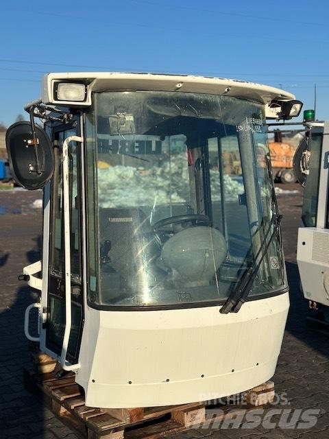 Liebherr L 538 CAB Hytter och interiör