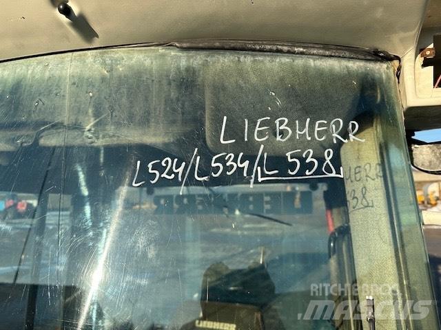 Liebherr L 538 CAB Hytter och interiör