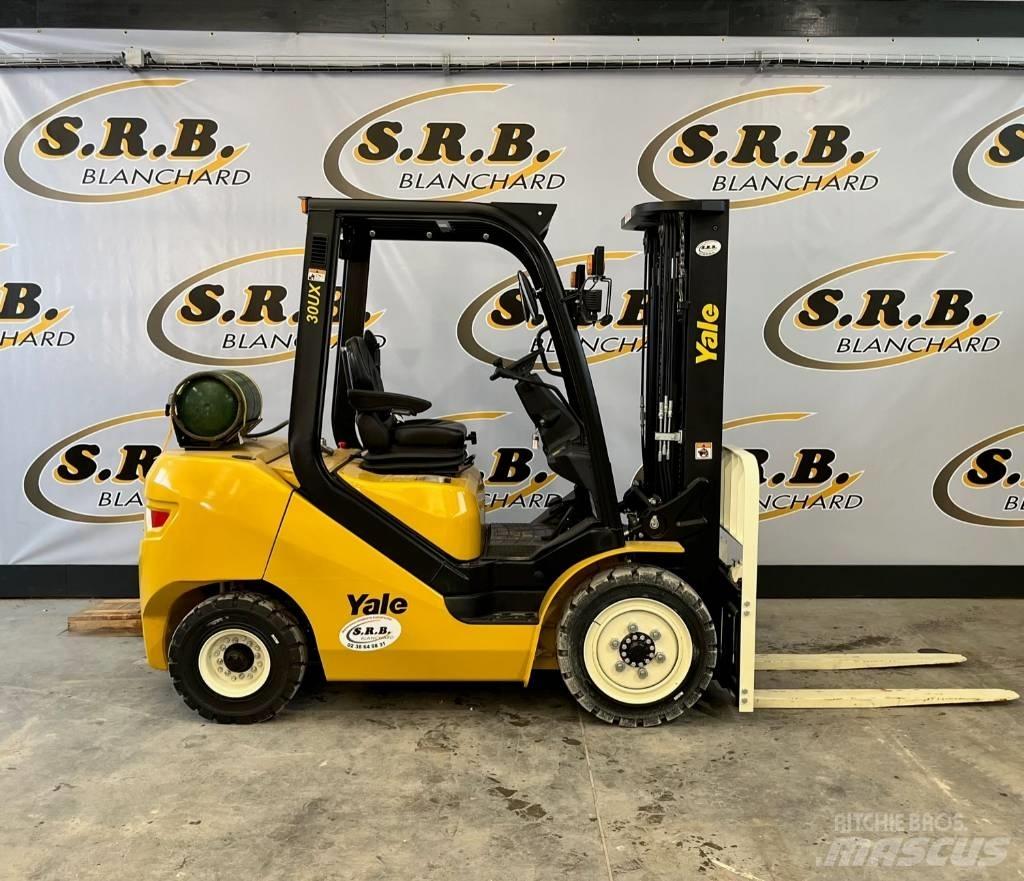 Yale GLP 30 UX Gasolmotviktstruckar