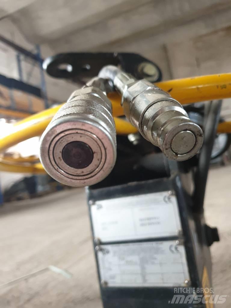 JCB Bordsteinzange Övriga