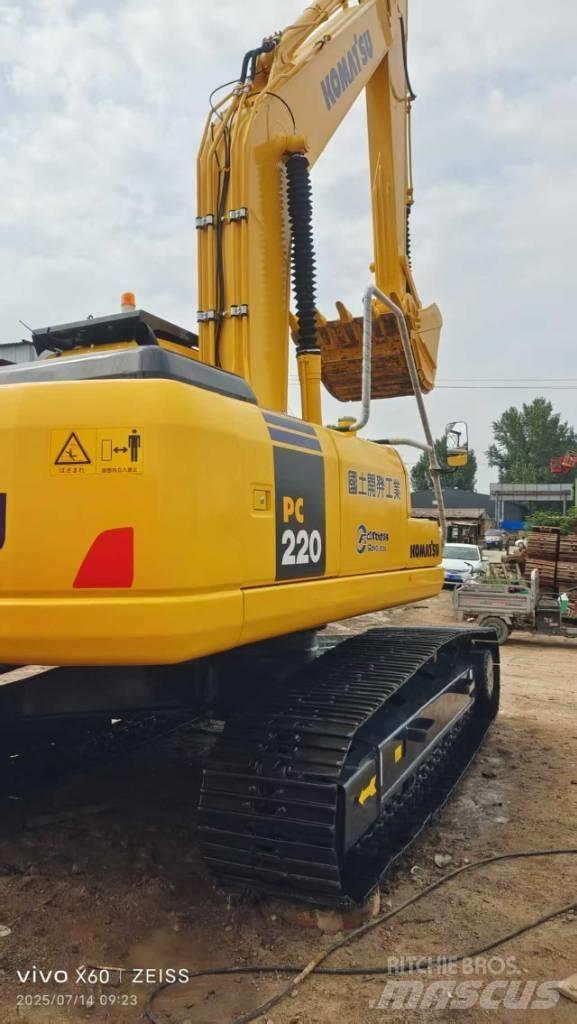 Komatsu PC 220 Minigrävare < 7t