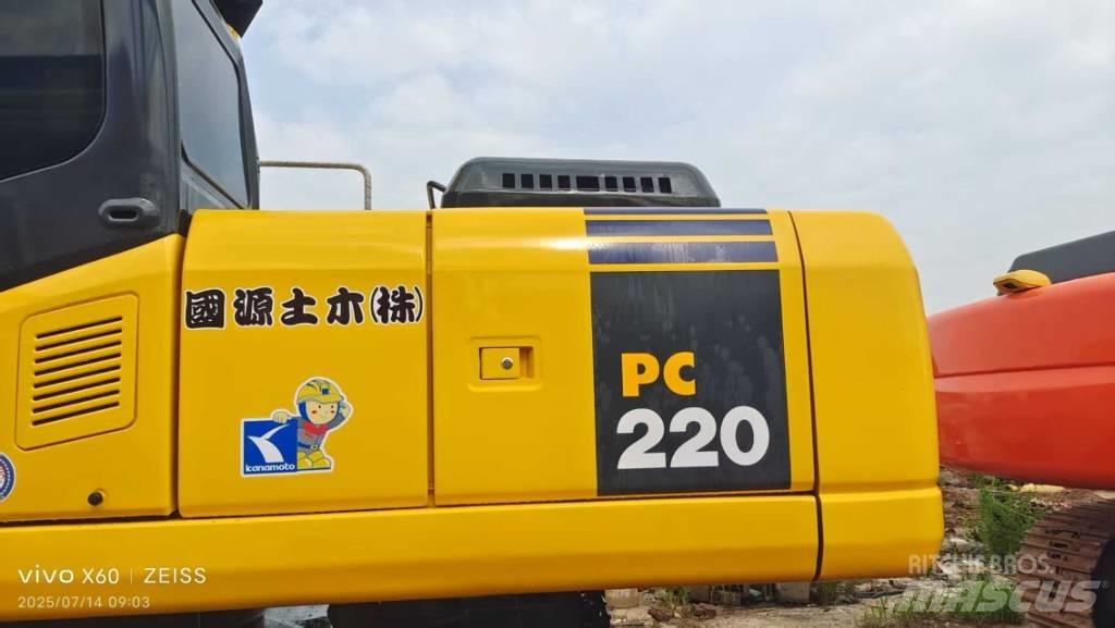 Komatsu PC 220 Minigrävare < 7t