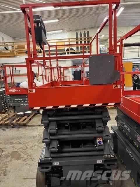 SkyJack SJ 4740 Saxliftar