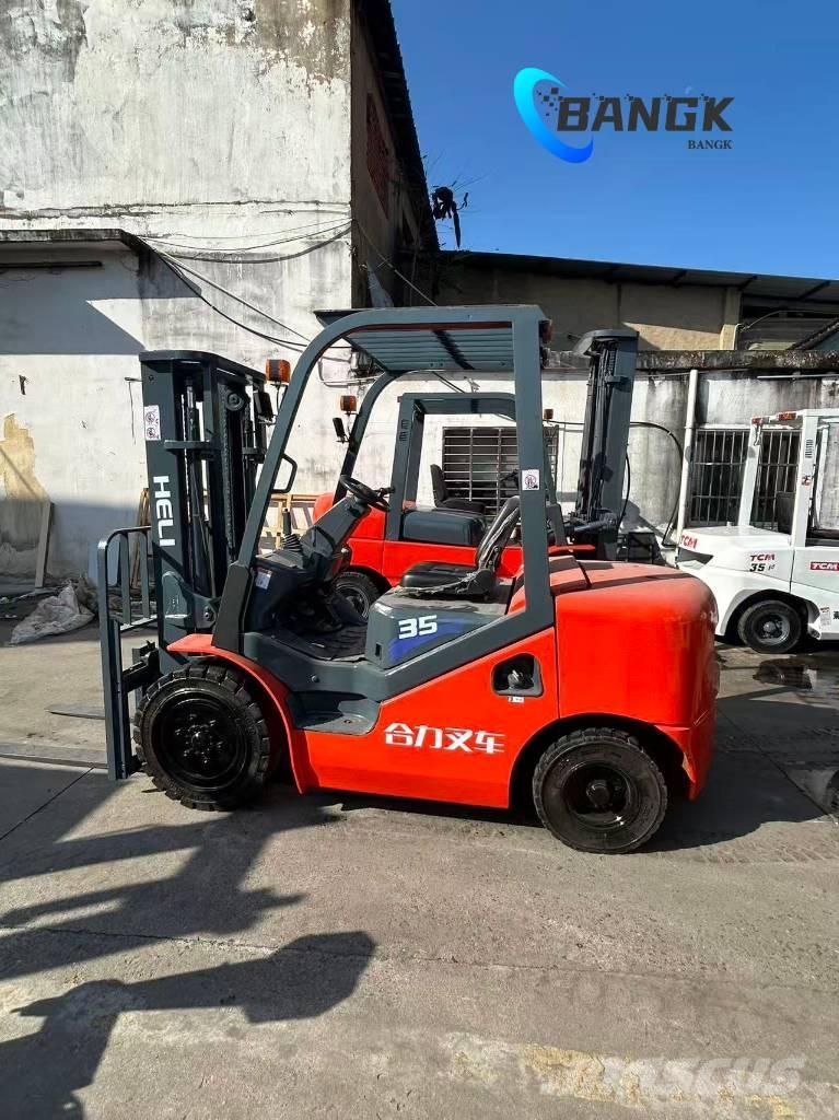 Heli CPCD 35 Dieselmotviktstruckar