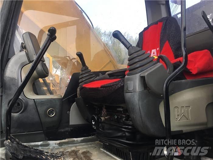 CAT 320 D Bandgrävare