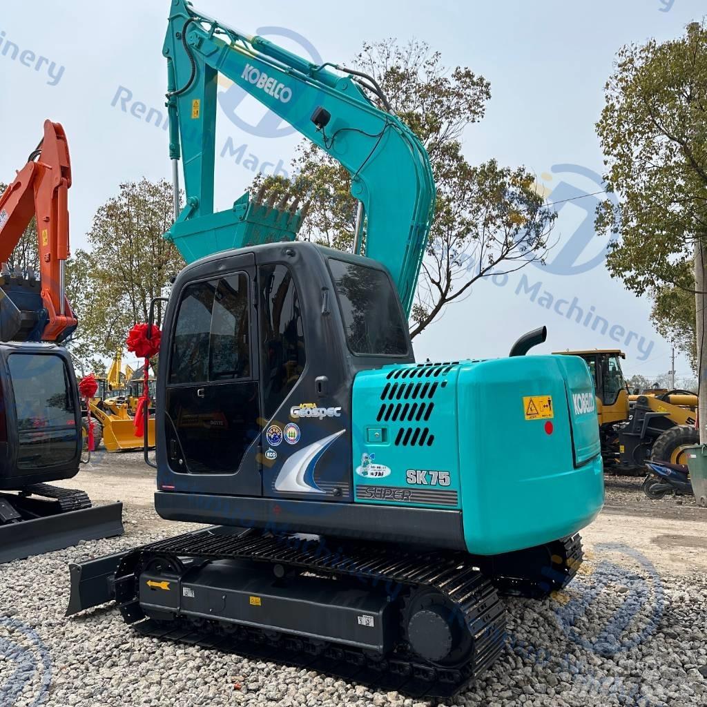 Kobelco SK75 Bandgrävare