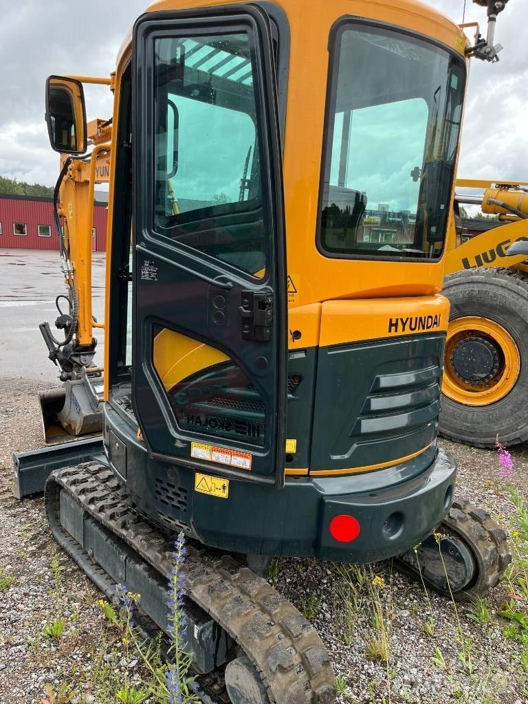 Hyundai R25Z-9 AK Minigrävare < 7t