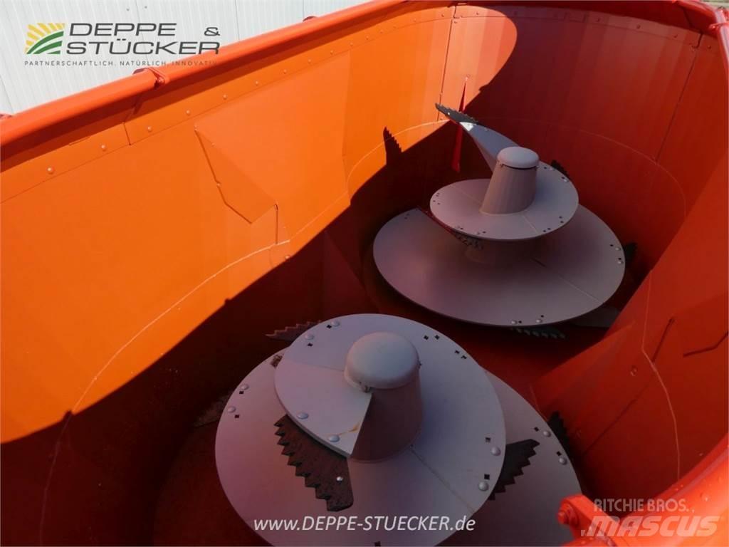 Kuhn Profile 18.2 Fullfodervagnar
