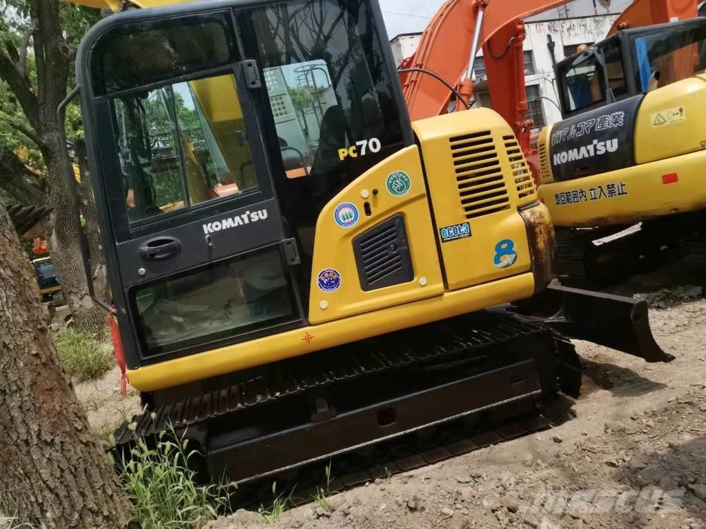 Komatsu PC 70-8 Bandgrävare