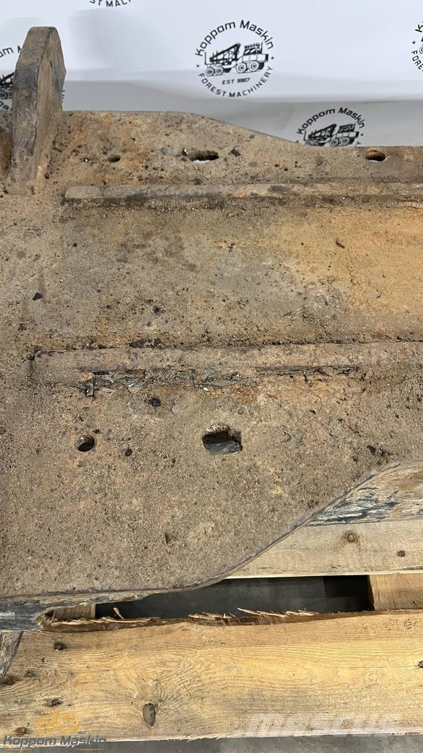 Komatsu 845 Redskap till skogsmaskiner