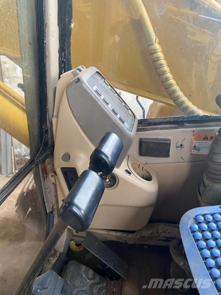 CAT 320 B Bandgrävare