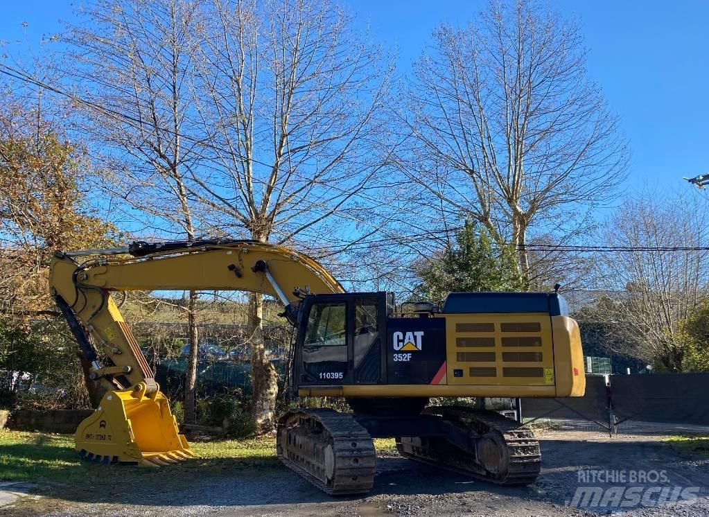 CAT 352 F Bandgrävare