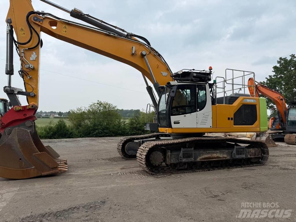 Liebherr R 945 S-HD Bandgrävare