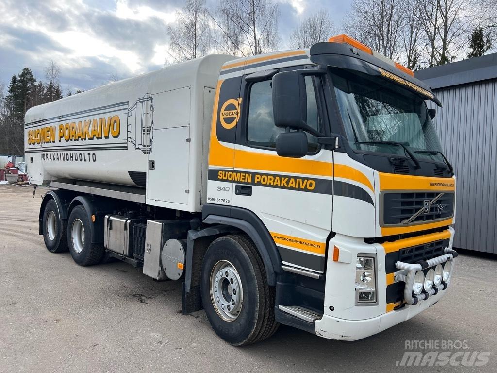 Volvo FM9 Slamsugningsbil