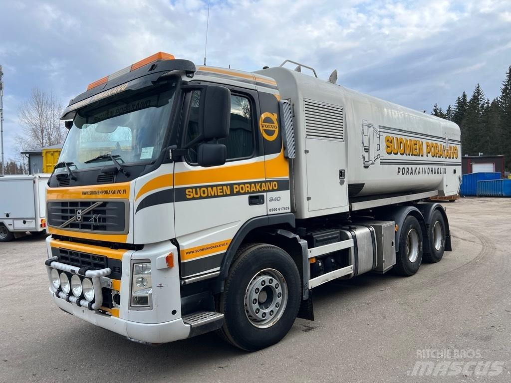 Volvo FM9 Slamsugningsbil