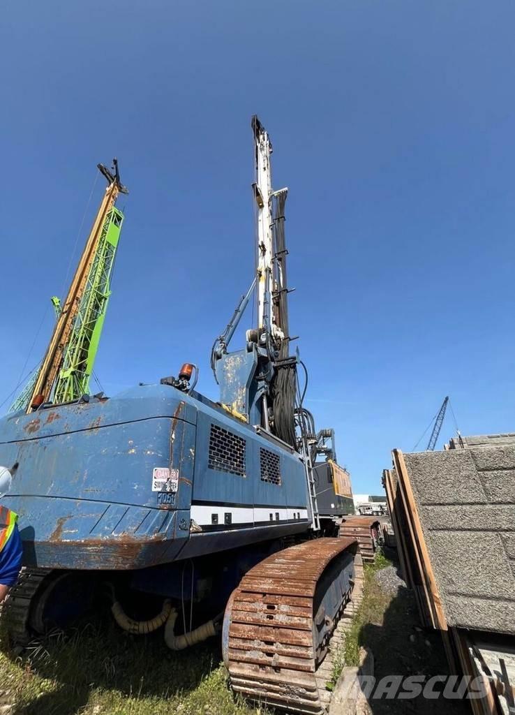 Bauer BG 24 H Tunga borr