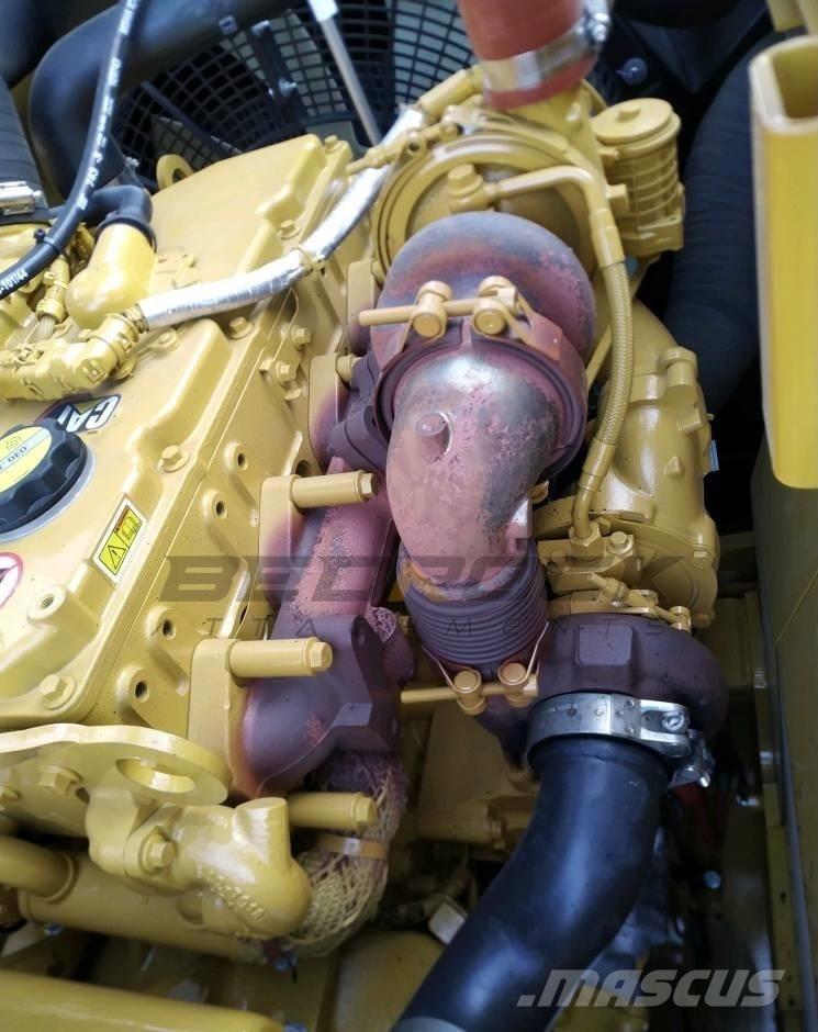 CAT 2023 CAT 323GX Hjulgrävare