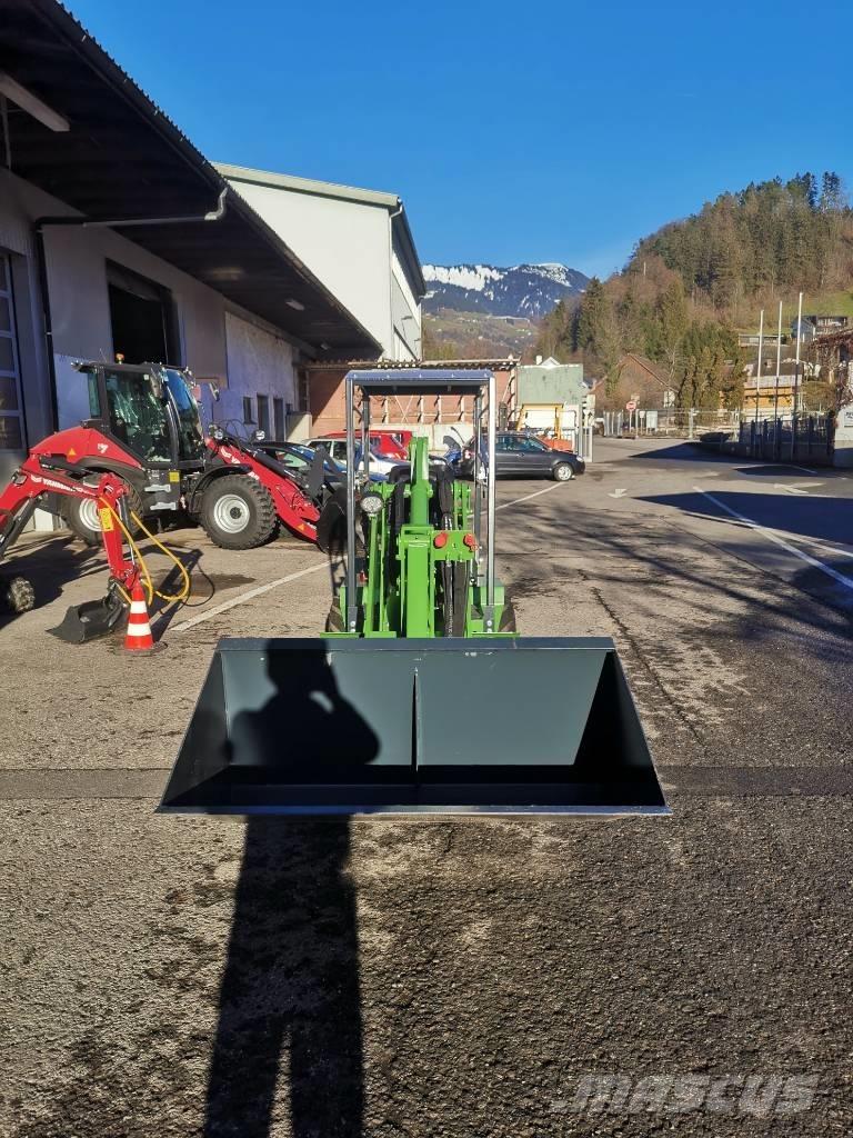 Striegel 160 YA Frontlastare och grävare