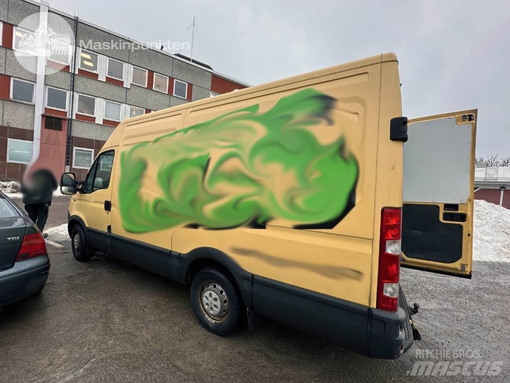 Iveco Daily 35 S13 V Lätta skåpbilar