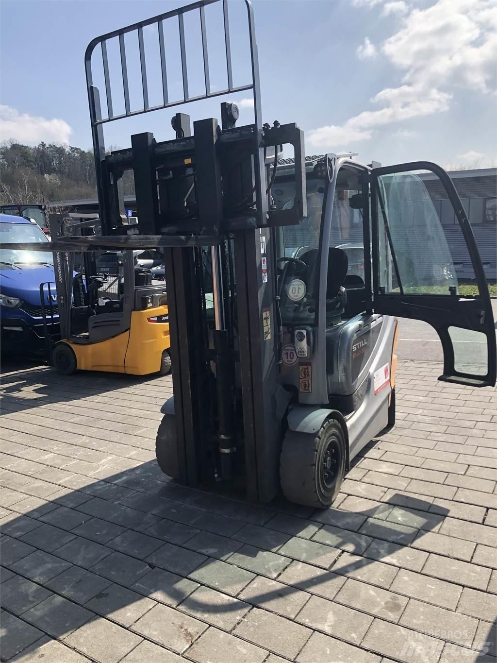 Still RX60-30 Elmotviktstruckar