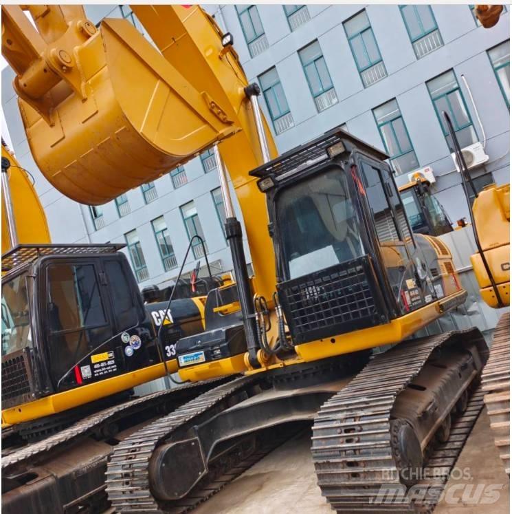 CAT 325 D Bandgrävare