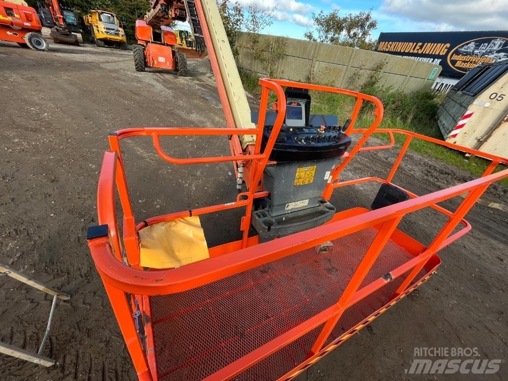 JLG 1500 SJ Teleskop bomliftar