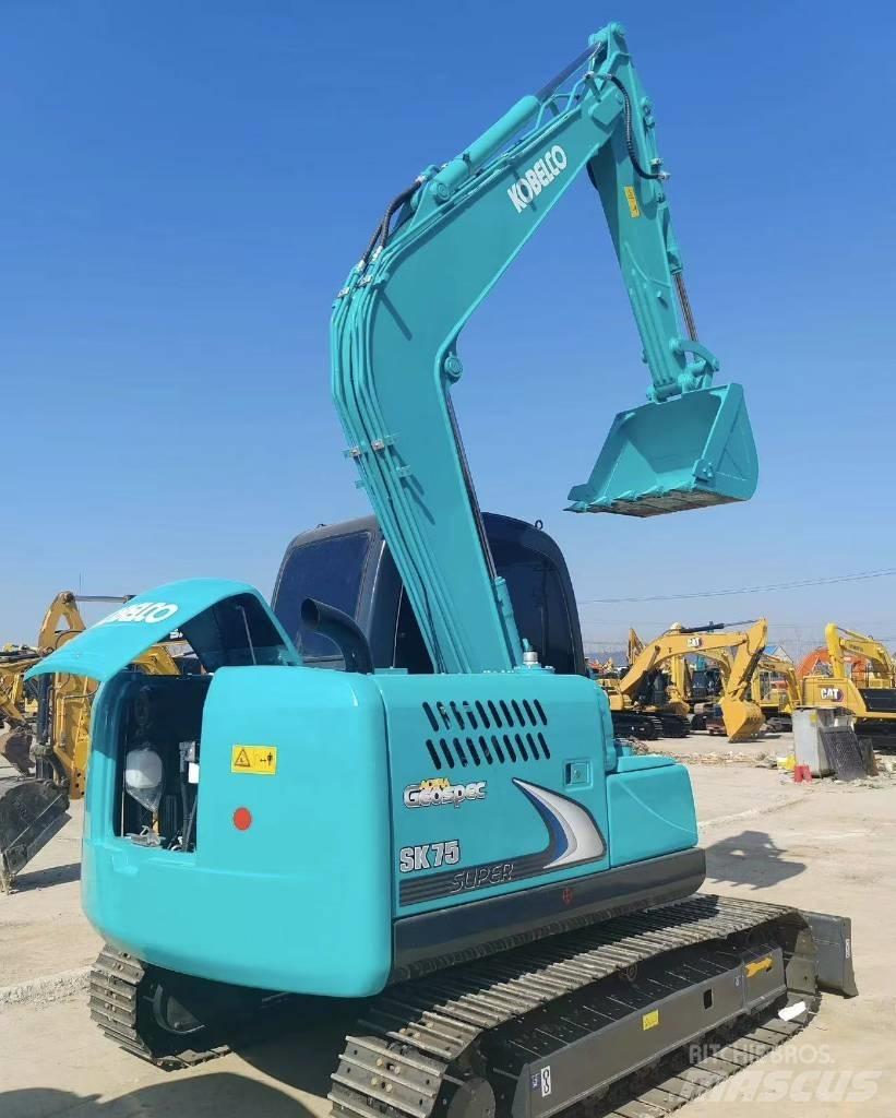 Kobelco SK 75 Bandgrävare
