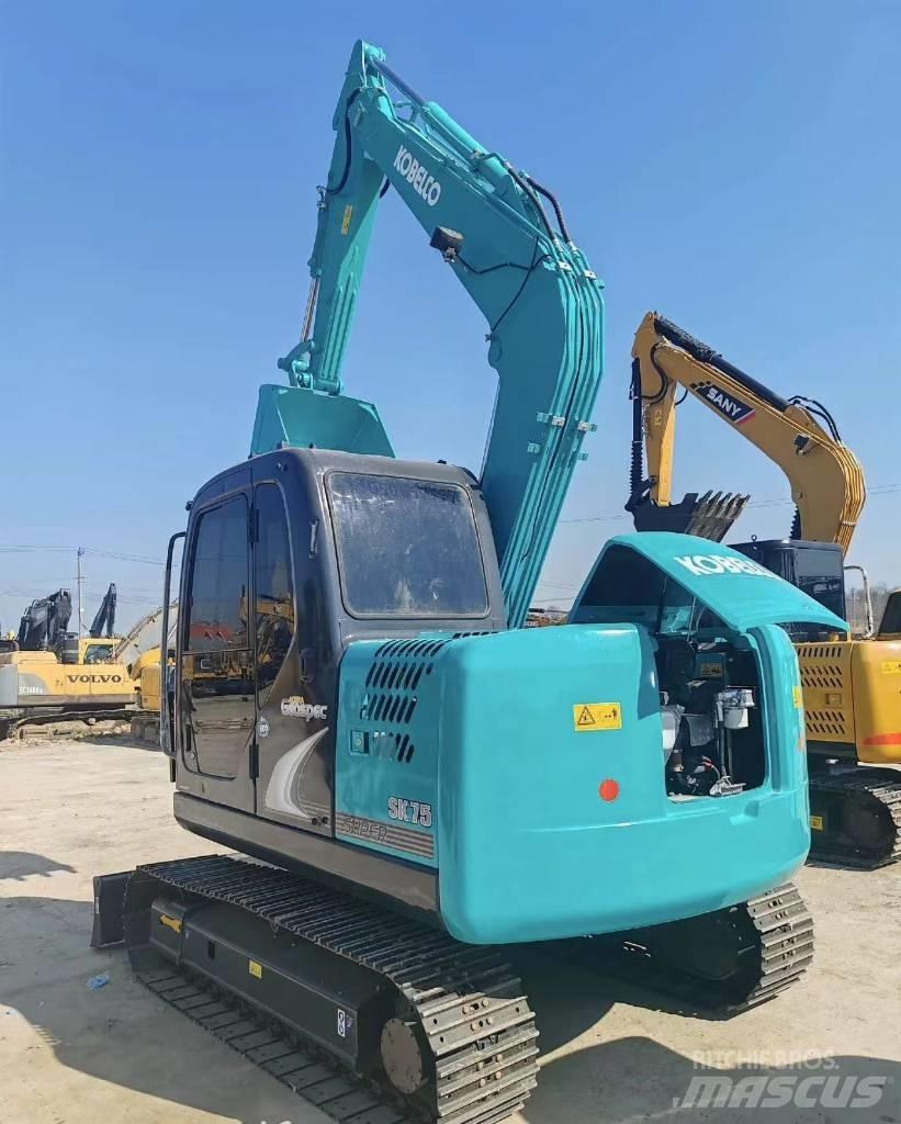 Kobelco SK 75 Bandgrävare