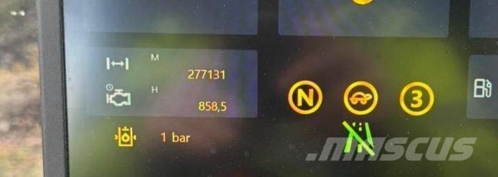 Komatsu 951 XC Skördare