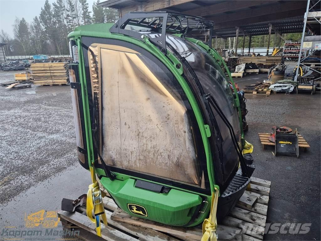John Deere 1270G Hytter och interiör