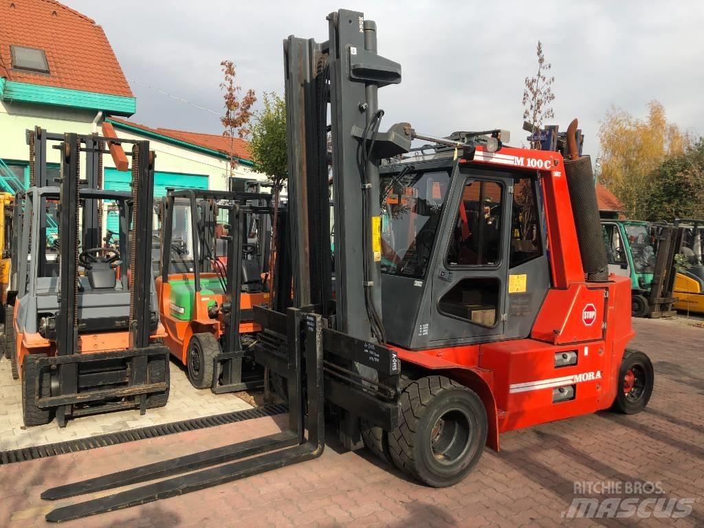Mora M100C V-3100 Gasolmotviktstruckar