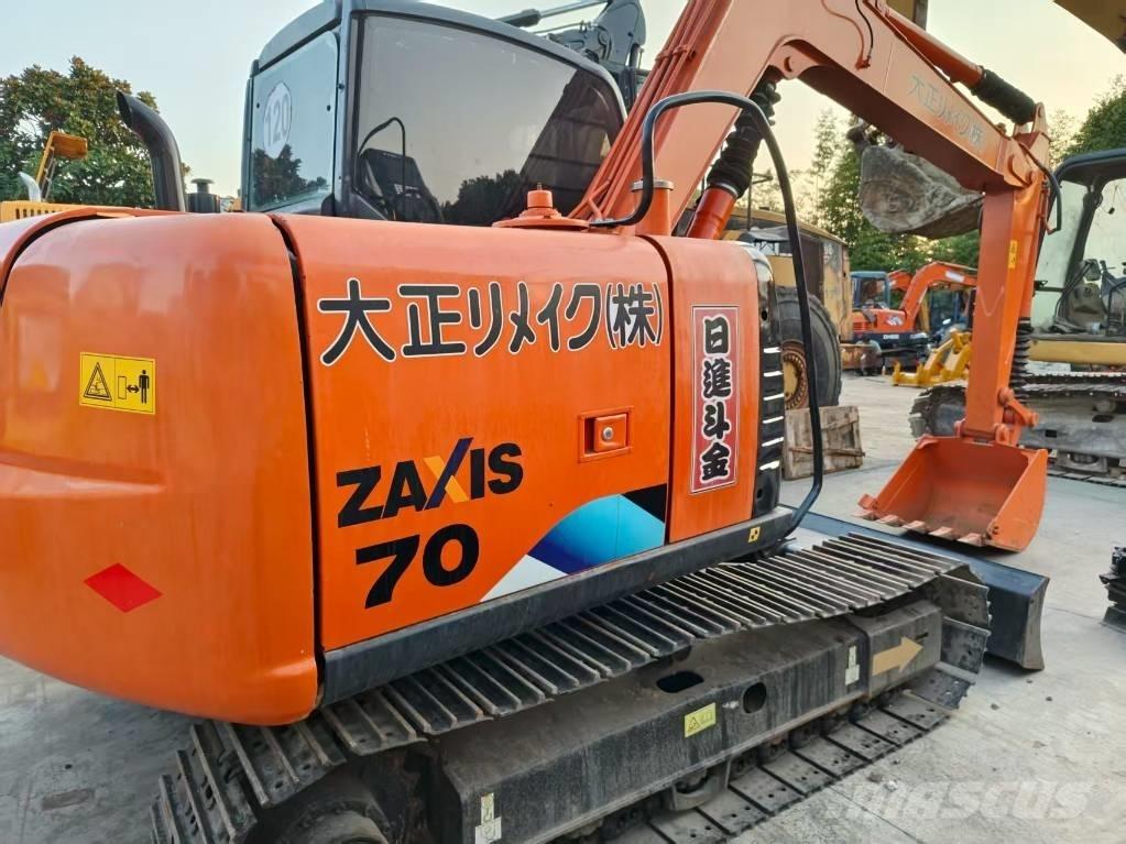 Hitachi ZX 70 Midigrävmaskiner 7t - 12t