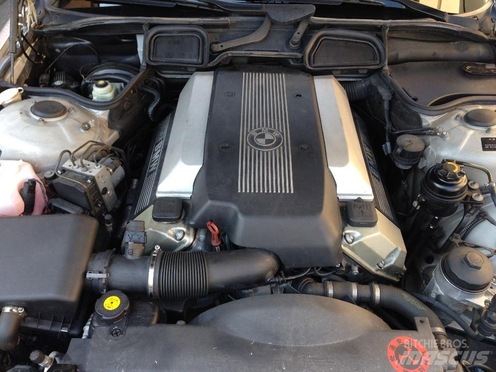 BMW GH-GG35 Personbilar