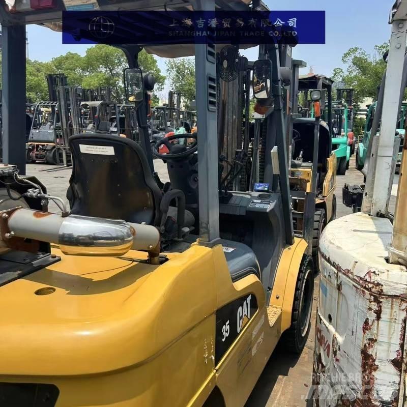 CAT 35 Dieselmotviktstruckar