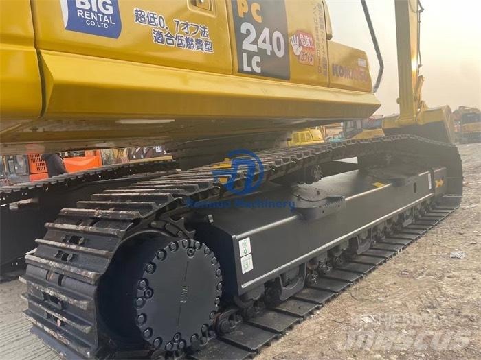 Komatsu PC 240 -8 Bandgrävare