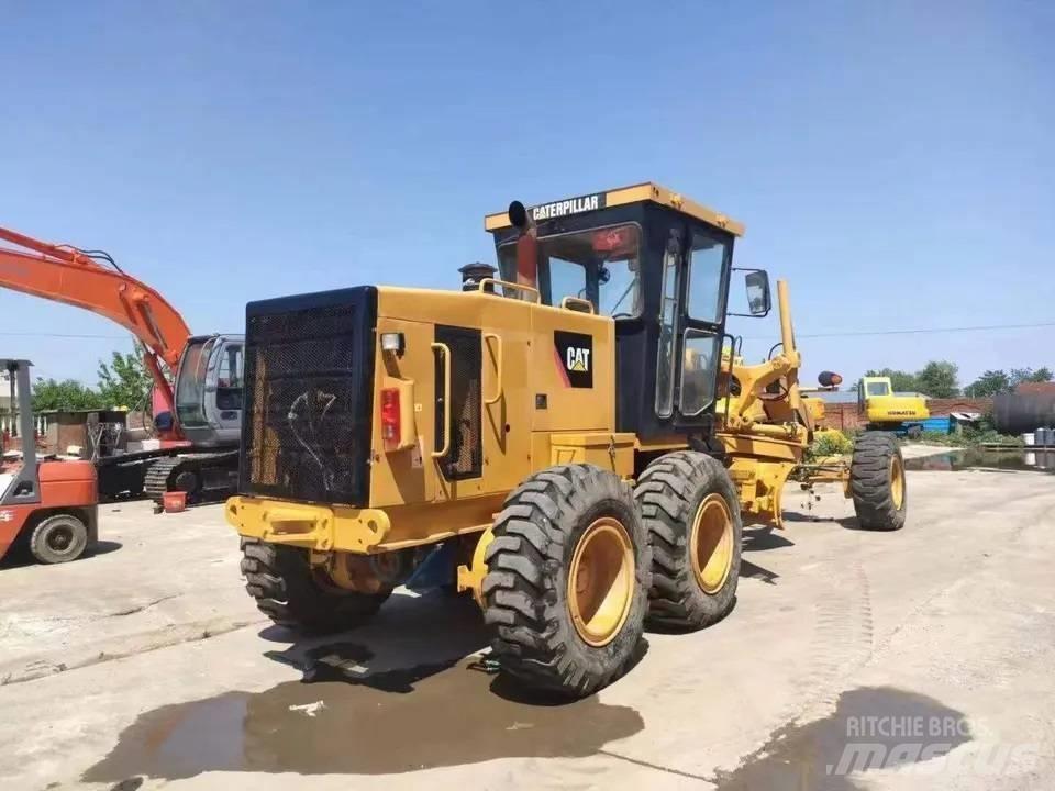CAT 140 K Väghyvlar