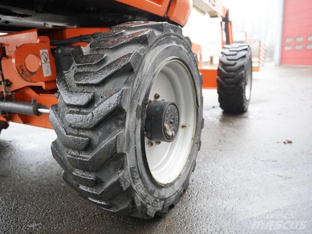 JLG 660 SJ Teleskop bomliftar
