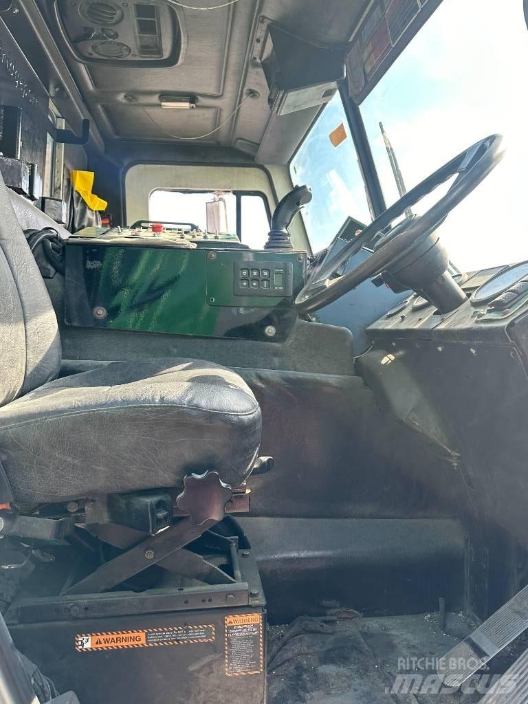 Mack LEU613 Sopbilar