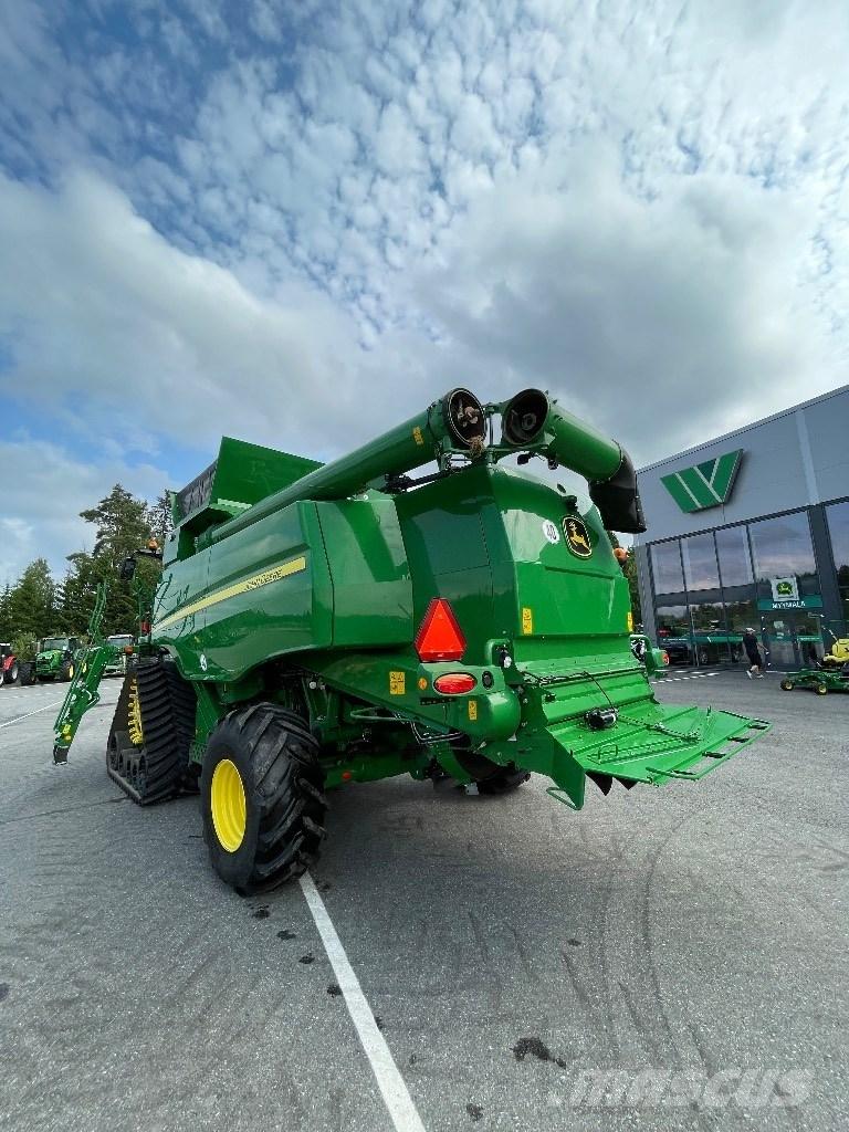 John Deere T670 i Skördetröskor