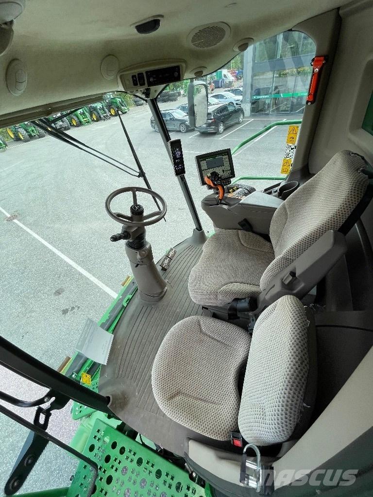 John Deere T670 i Skördetröskor