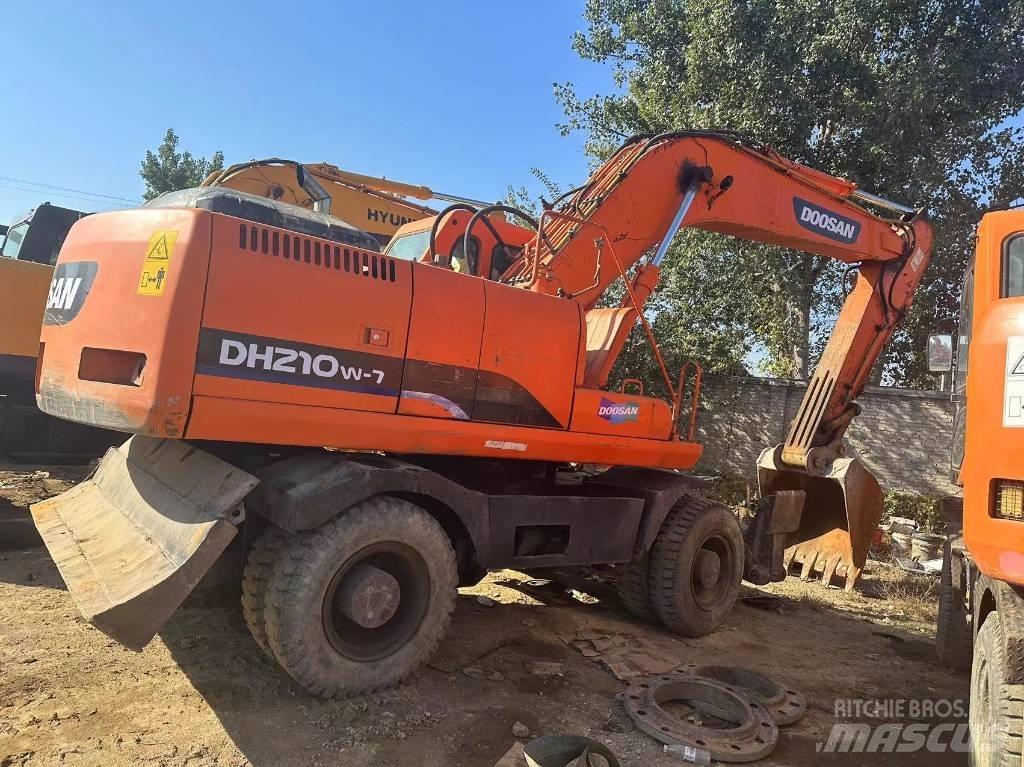 Doosan DH210W Hjulgrävare