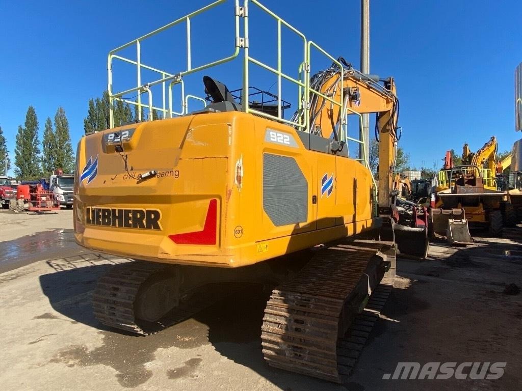 Liebherr R 922 Bandgrävare