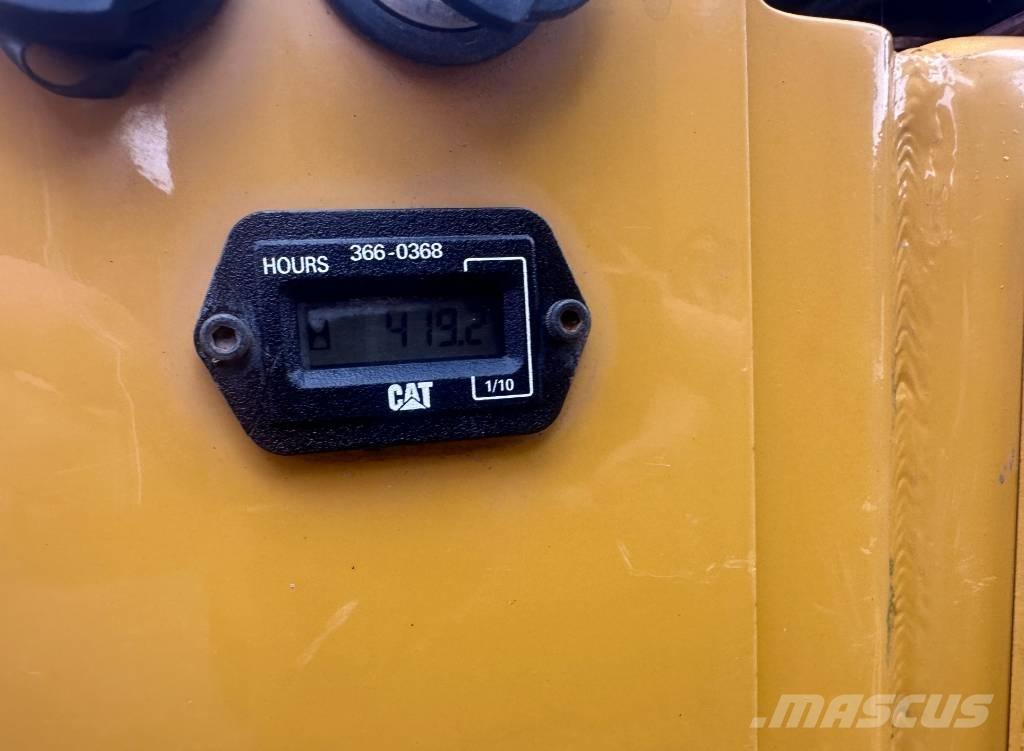 CAT CB 1.7 Tvåvalsvältar