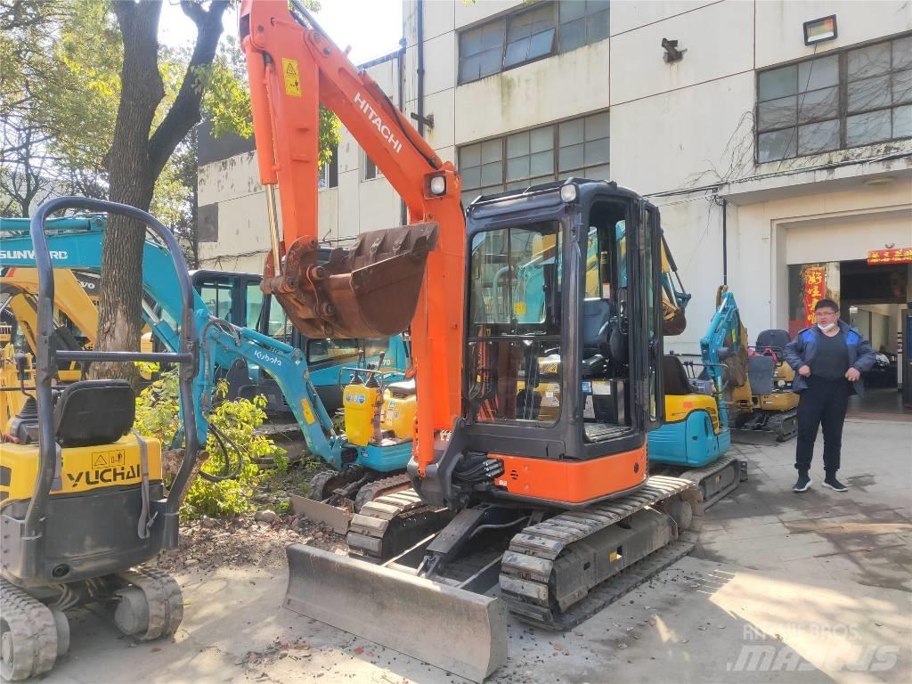 Hitachi ZX 30 U Minigrävare < 7t