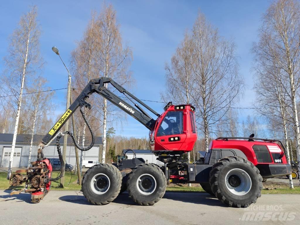Komatsu 951 Skördare