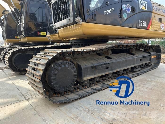 CAT 323D/323/323DL Bandgrävare