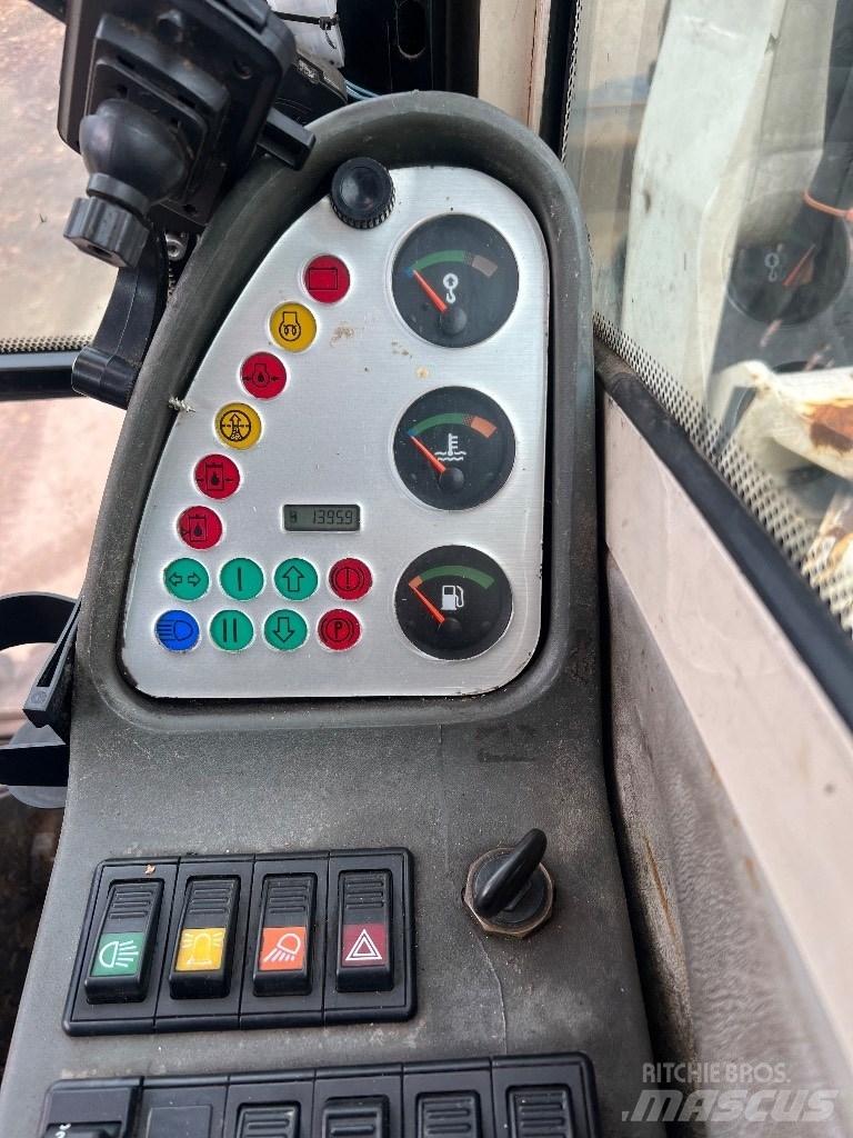 Terex Schaeff HML32 Hjulgrävare
