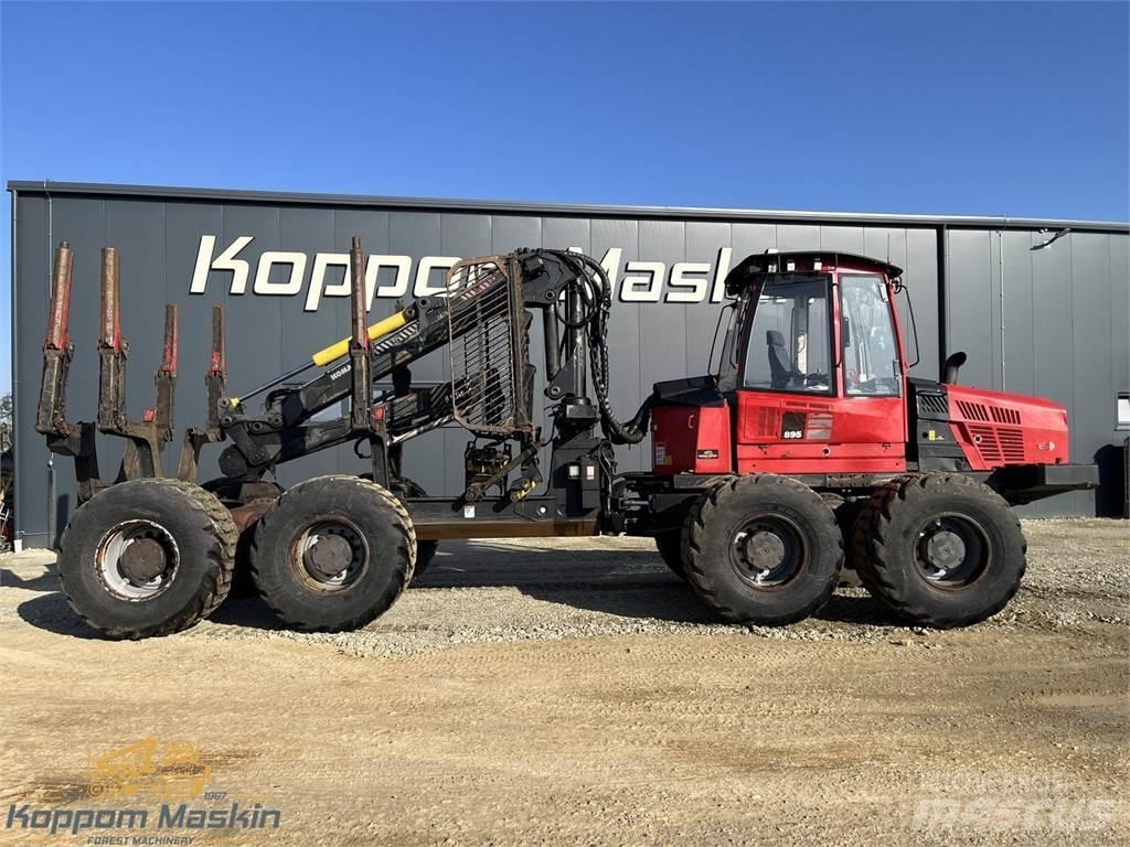 Komatsu 895 Skotare
