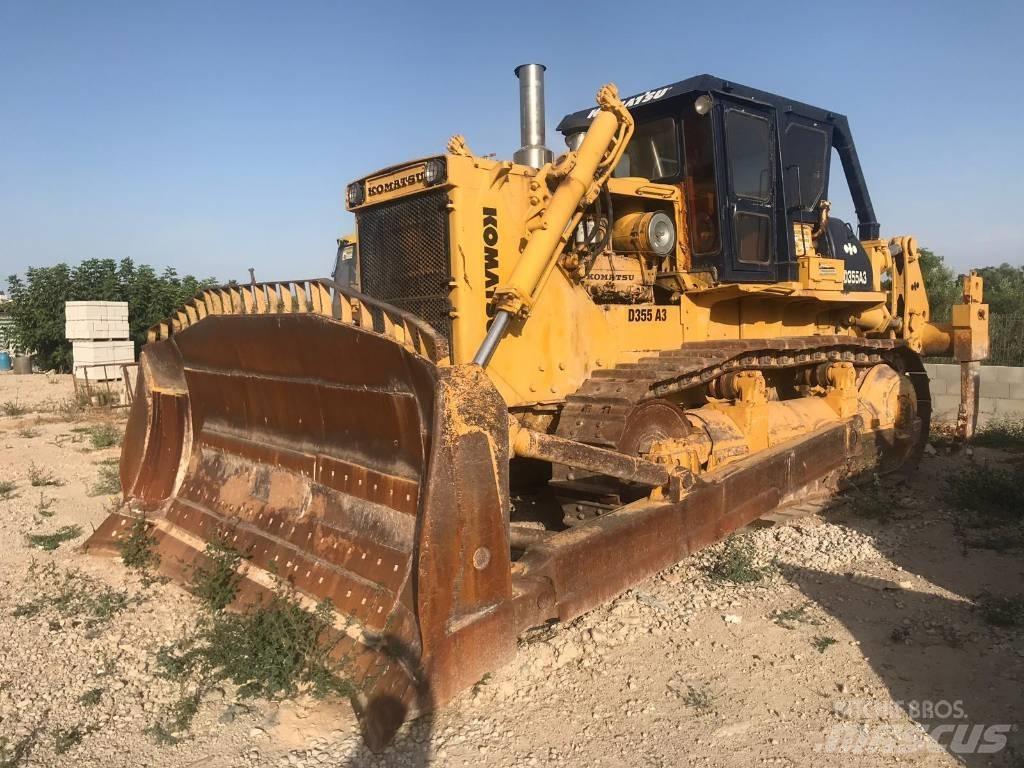 Komatsu D355A-3 Bandschaktare
