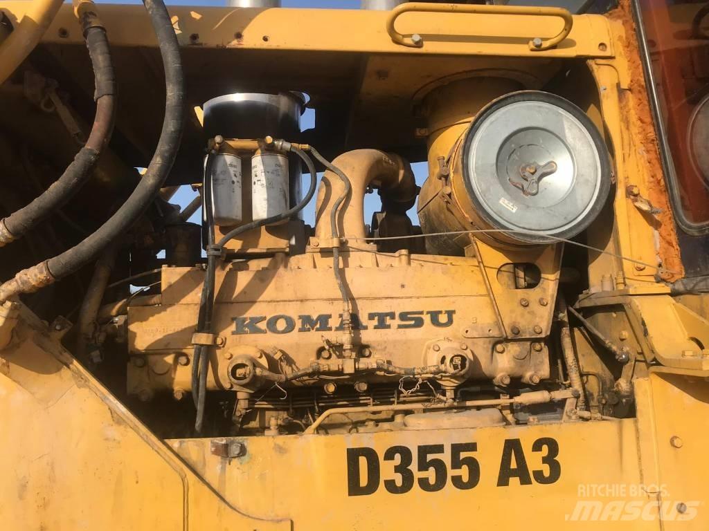 Komatsu D355A-3 Bandschaktare